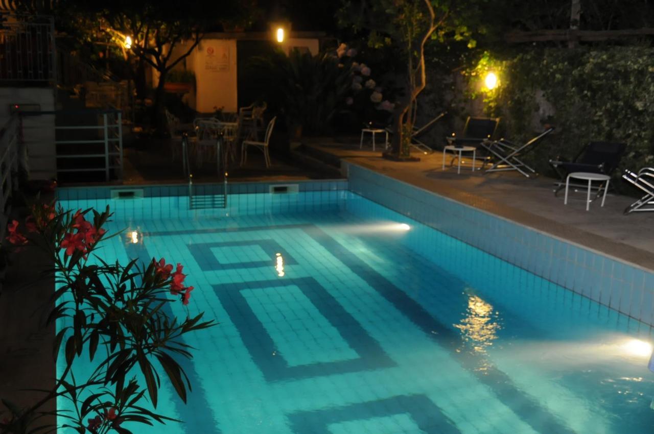 Hotel Club (Adults Only) Sant'Agnello Exterior photo
